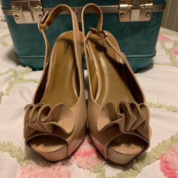 Candie’s Peeptoe Wedges - Picture 11 of 13
